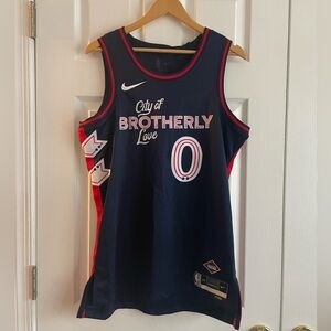 NEW Maxey Jersey 🏀 medium